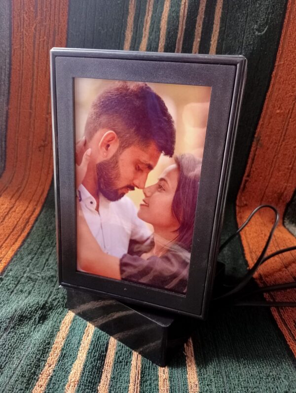 Couple Photo Frame - Image 2