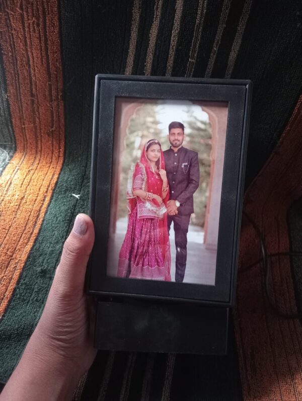 Couple Photo Frame - Image 3